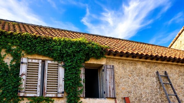 10 raisons de choisir un couvreur à Fréjus pour vos projets